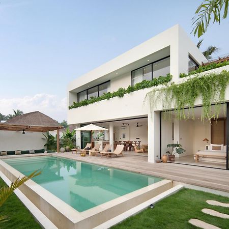Tias Villas Kuta  Exterior foto